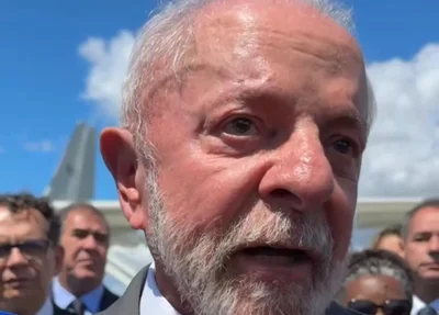 Lula durante coletiva de imprensa após funeral do papa Francisco