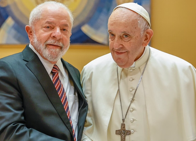 Lula lamenta morte do Papa Francisco e decreta luto oficial de sete dias
