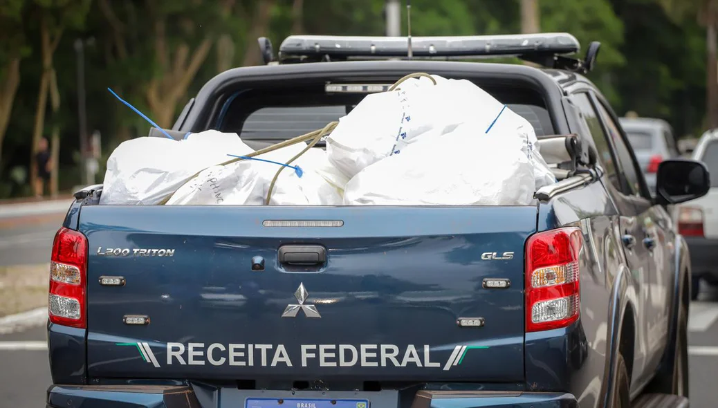 Mercadoria foi apreendida na loja de celular