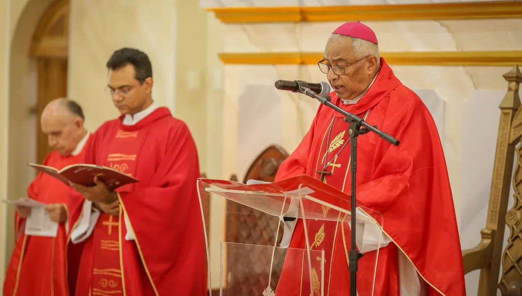 Missa convida à meditação sobre o sofrimento de Cristo