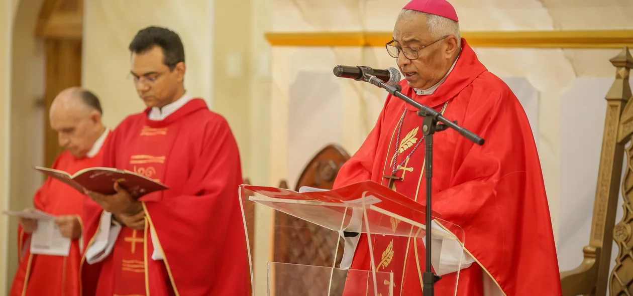 Missa convida à meditação sobre o sofrimento de Cristo