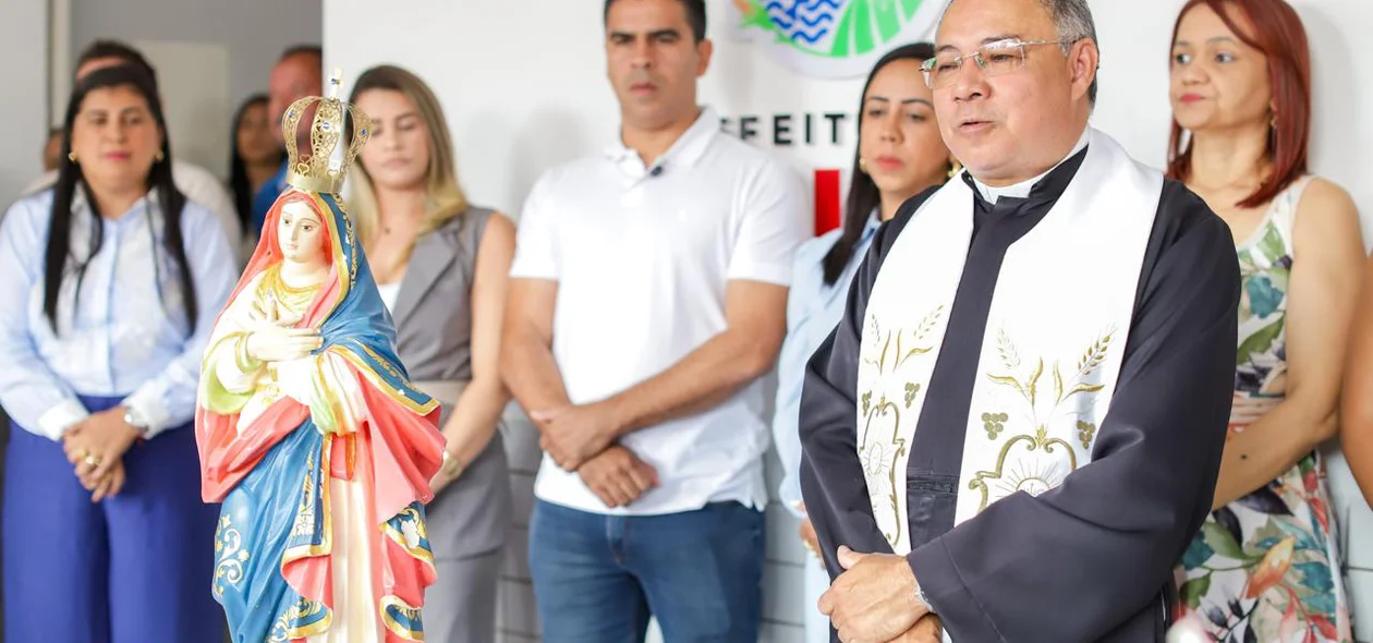 Celebração na reabertura da Prefeitura de Alto Longá
