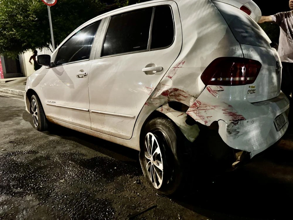 Motorista fica ferido em estado grave após acidente entre dois carros em Água Branca