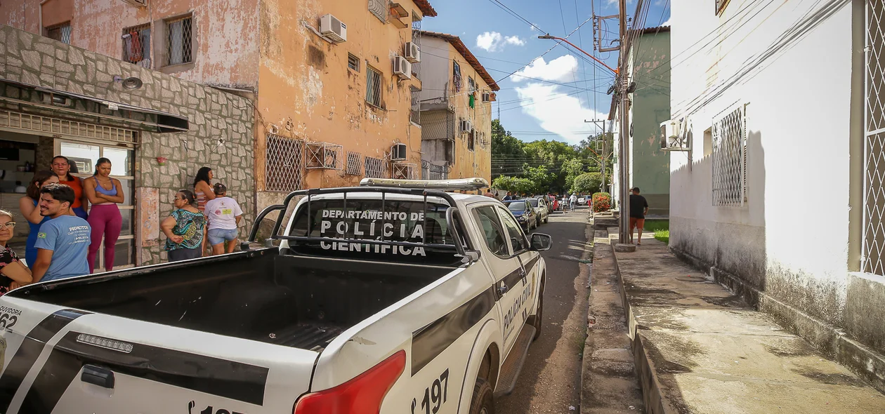 Mulher foi morta a golpes de faca pelo ex-companheiro na zona Sudeste de Teresina