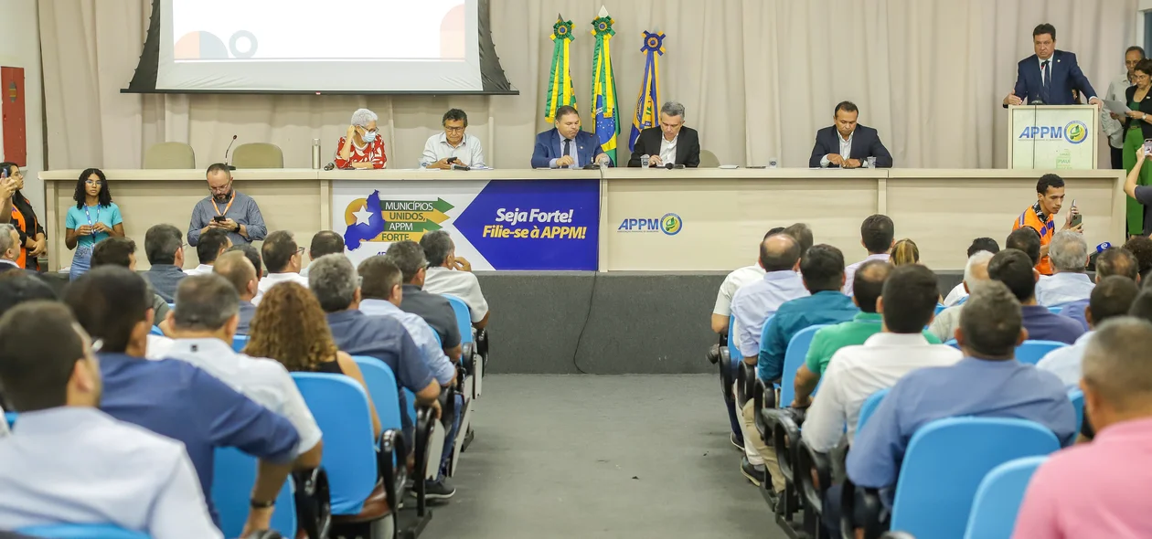 O evento aconteceu no auditório da APPM