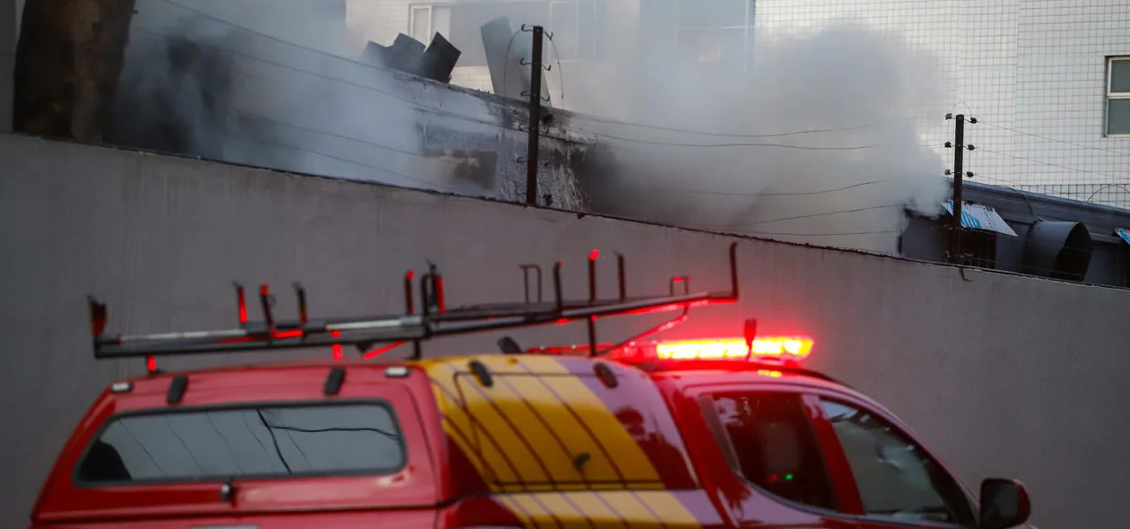 O incêndio assustou moradores da região