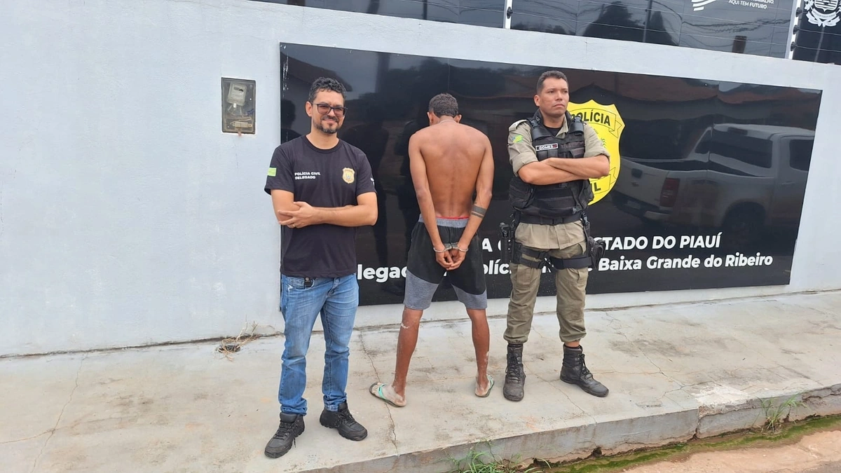 O investigado iniciou um namoro publicamente com uma adolescente de 12 anos