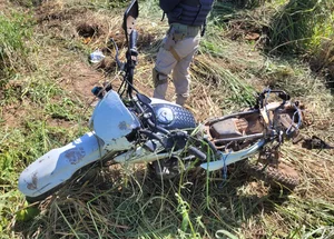 O motorista do carro fugiu do local sem prestar socorro