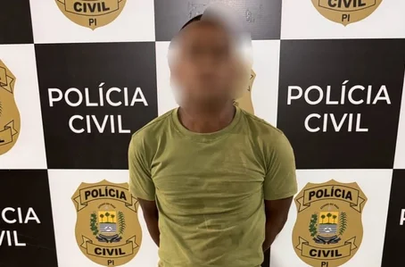 O suspeito, identificado apenas pelas iniciais J.L.F.C.B, foi localizado em Boqueirão