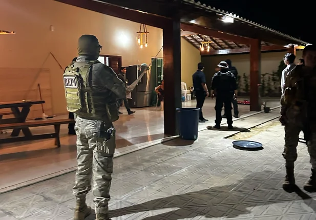 Operação integrada entre a PM e o DRACO em Parnaíba