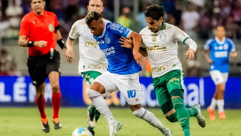 Palmeiras e Bahia se enfrentam pelo Brasileirão
