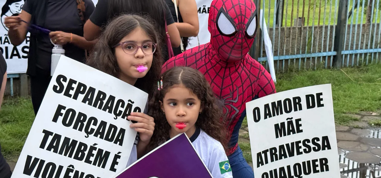 Participantes do protesto