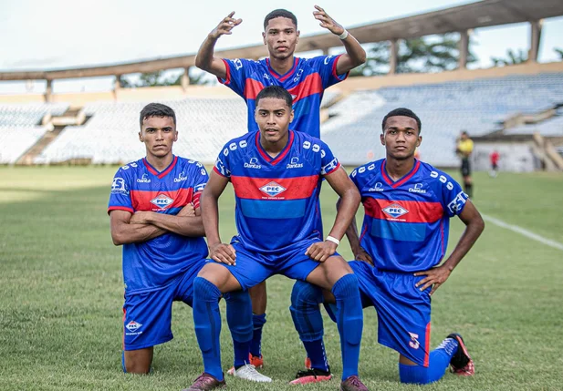 Piauí goleia o 4 de Julho na estreia do Campeonato Piauiense Sub-17