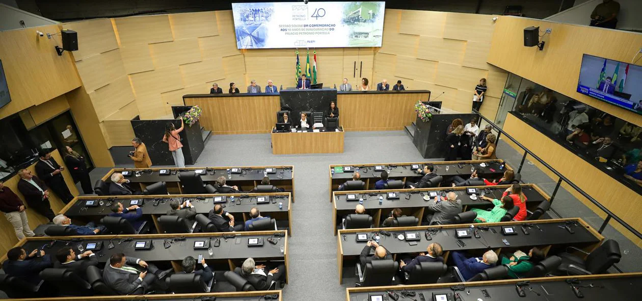 Plenário da Alepi