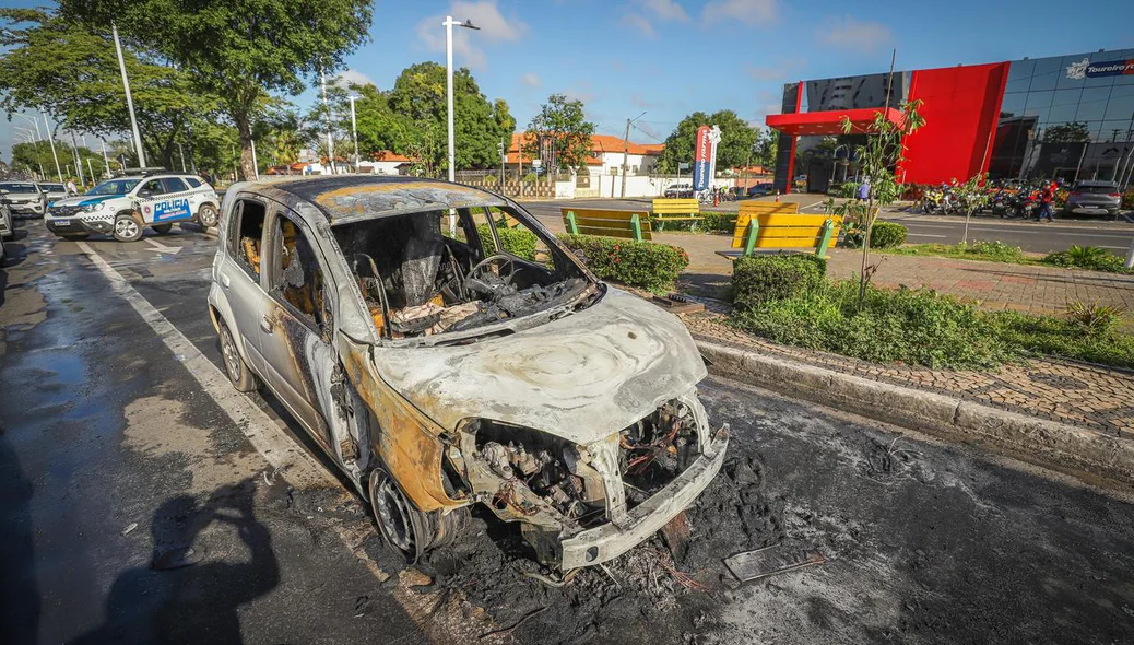 PM fez o desvio do tráfego de veículos no local
