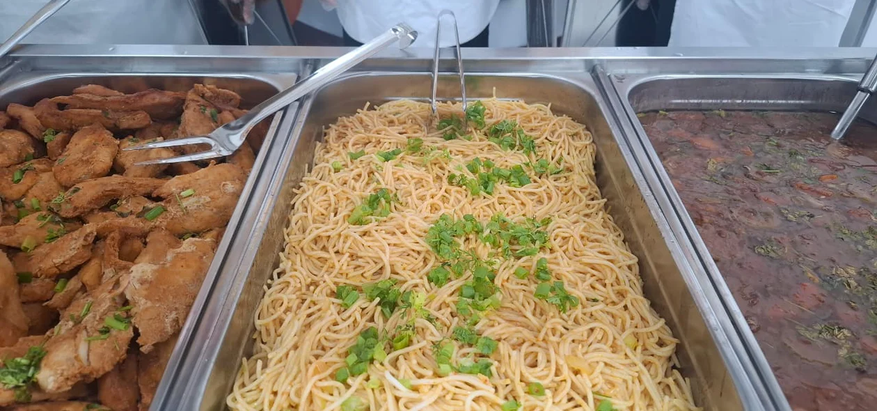 Preço do almoço ou jantar custa R$ 1,00