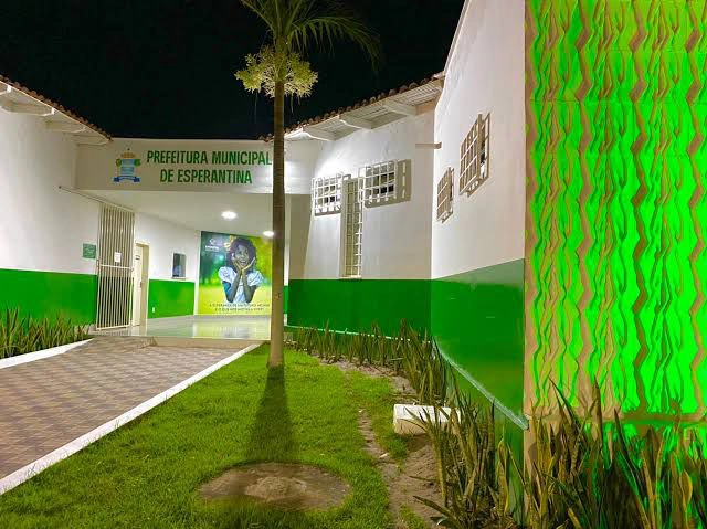 Prefeitura de Esperantina decreta ponto facultativo no dia 17 de abril devido a Semana Santa