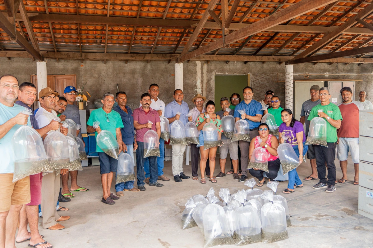 Prefeitura de José de Freitas realiza entrega de alevinos