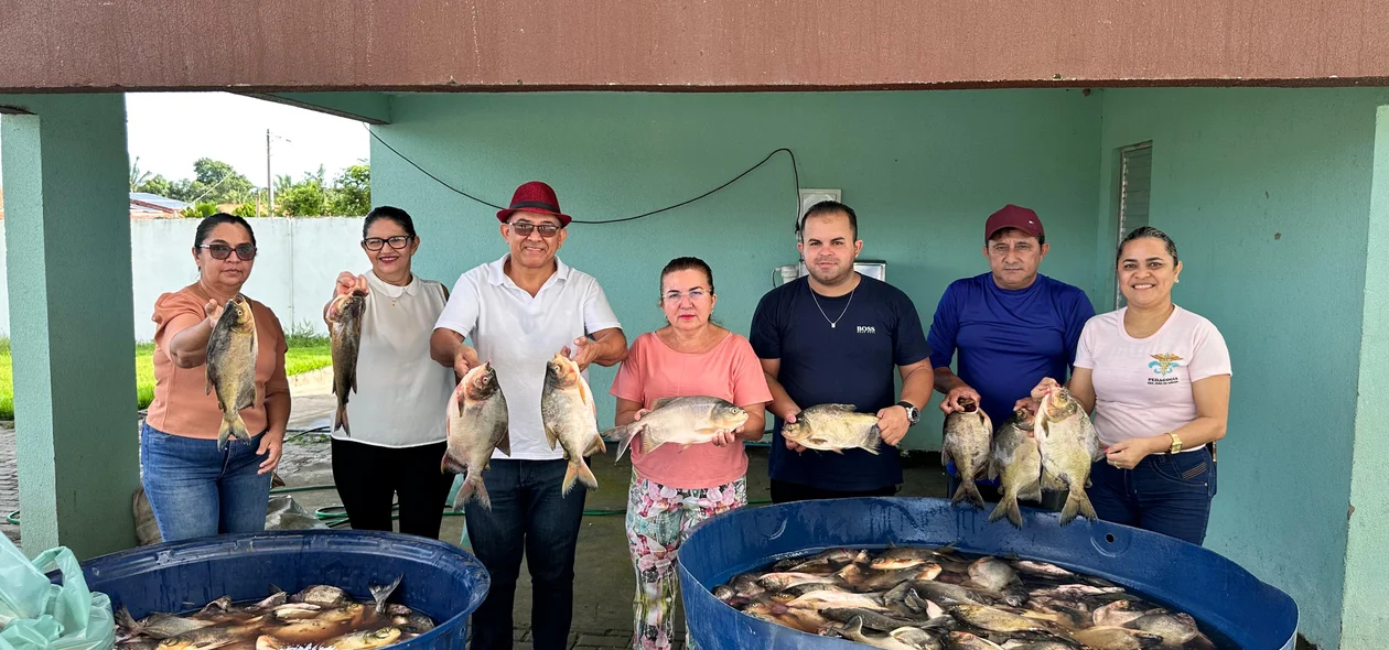 Prefeitura de São João do Arraial entregou 5 toneladas de peixes