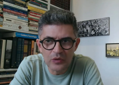 Professor Valdinei Ferreira