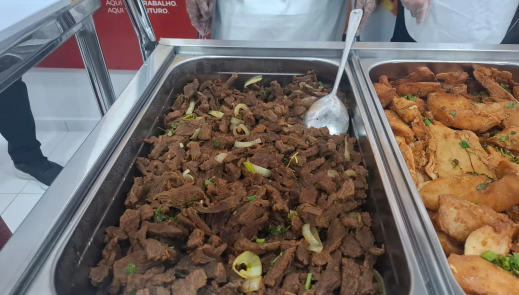 Proteínas sendo servidas
