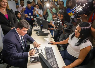 Rafael Fonteles inaugura novo Espaço da Cidadania Digital em Teresina