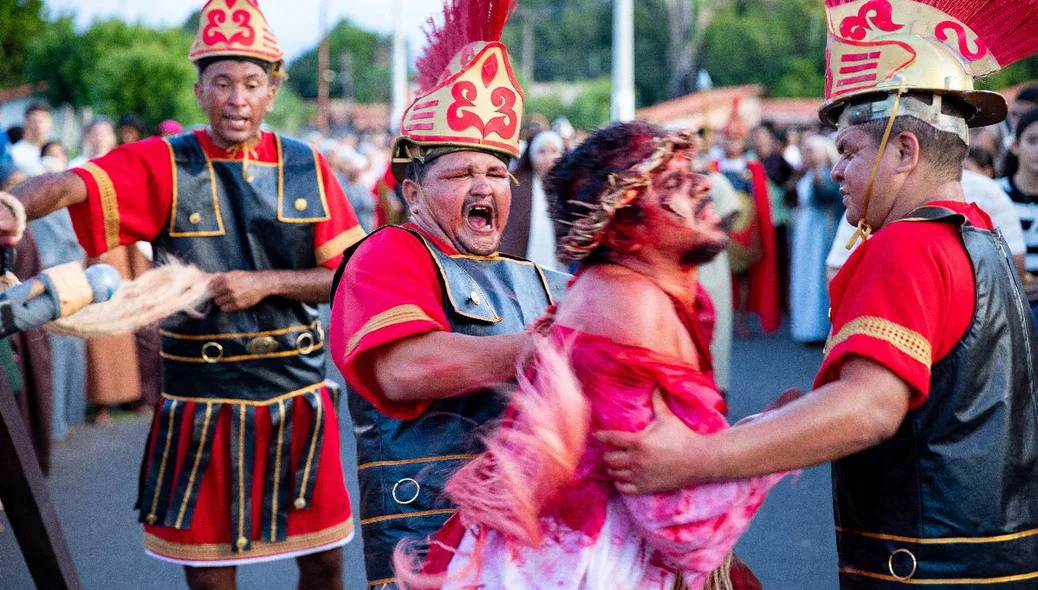 Representação dos passos de Jesus até sua crucificação