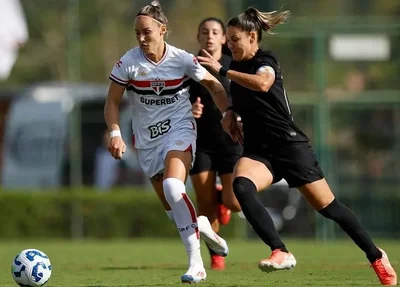 São Paulo e Corinthians empatam no Brasileiro Feminino