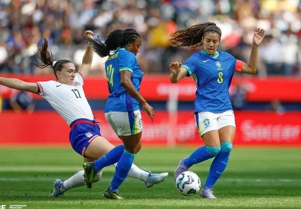 Seleção Feminina disputou primeiro jogo do ano contra os Estados Unidos