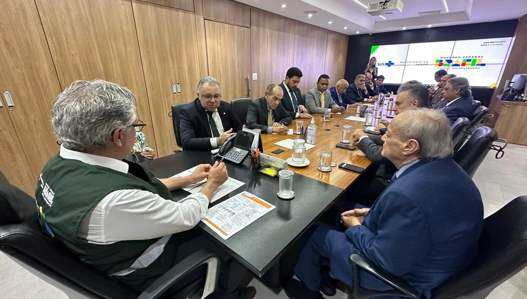 Sílvio Mendes participou da reunião