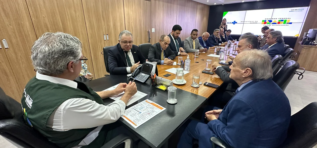 Sílvio Mendes participou da reunião