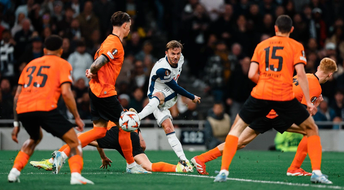 Tottenham empatou em 1 a 1 com o Eintracht Frankfurt