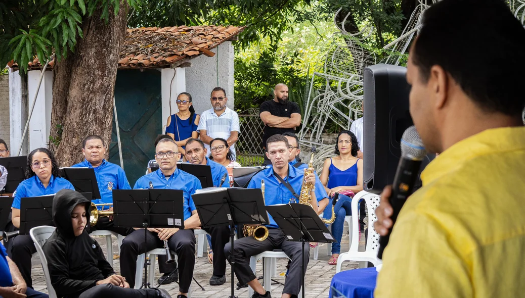 A cerimônia ocorreu nesta segunda