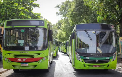 A greve dos motoristas e cobradores de ônibus de Teresina chegou ao segundo dia