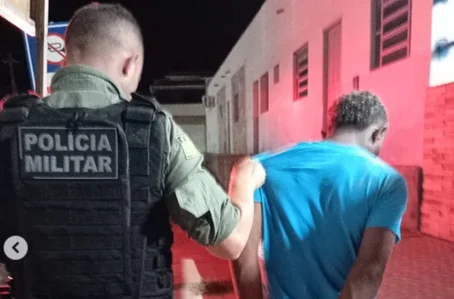 Acusado de agredir mulher fisicamente na Praça do Abrigo