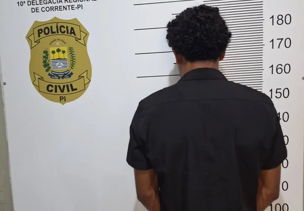 Acusado de estelionato preso em Corrente