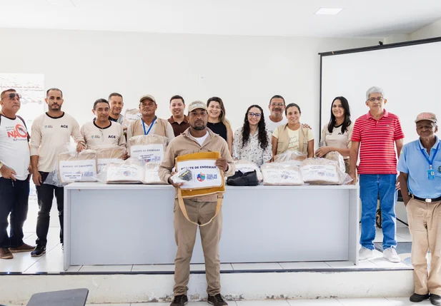 Agentes de endemias recebem kis de trabalho