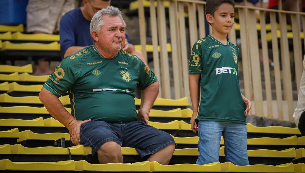 Altos leva ao Albertão gerações de torcedores para partida