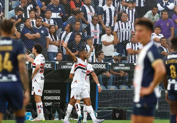 André marcou duas vezes na vitória do São Paulo