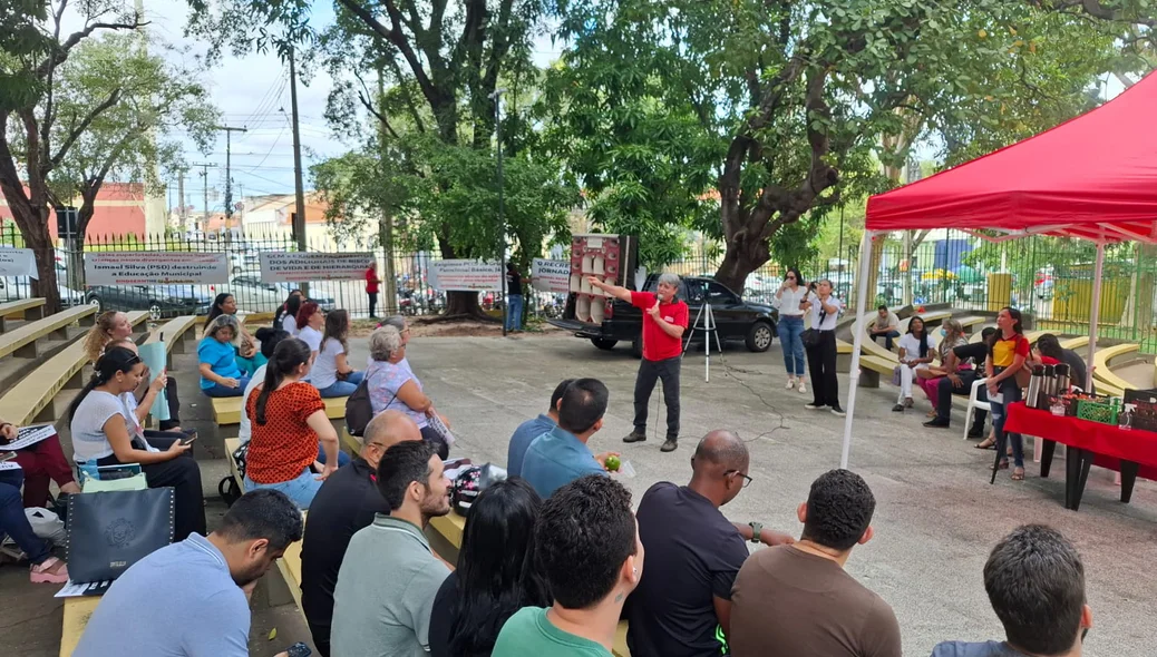 Assembleia no Centro de Teresina