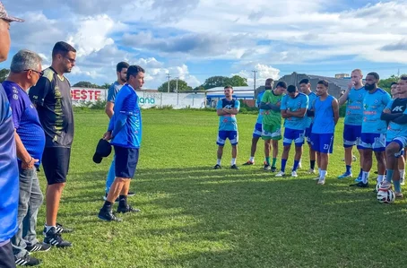 Betinho tem 1º contato com o elenco do Parnahyba e inicia trabalhos