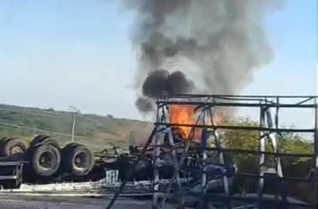 Caminhão pegou fogo na BR 020