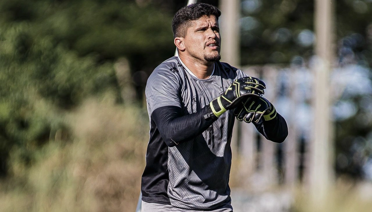 Careca, goleiro do Altos
