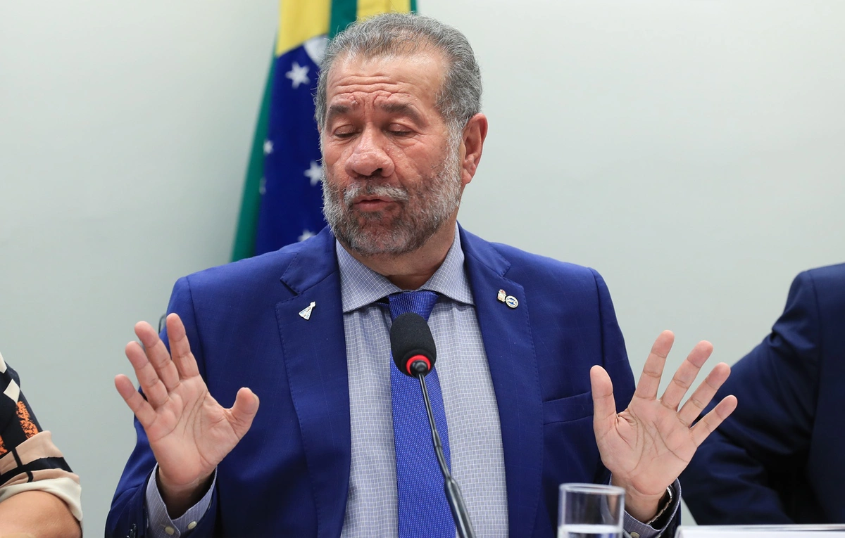 Carlos Lupi, presidente nacional do PDT e ex-ministro da Previdência Social