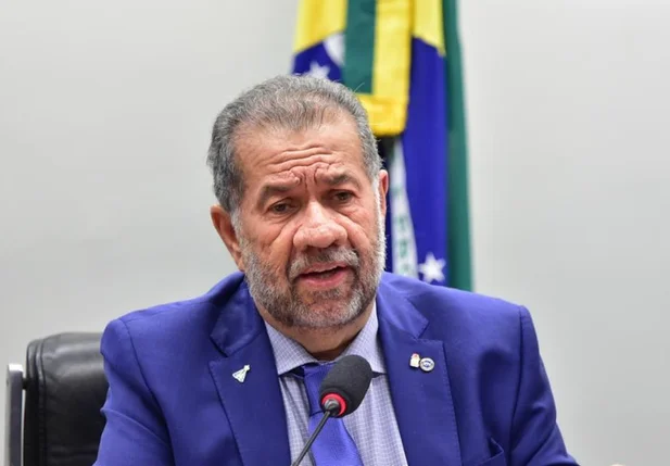 Carlos Lupi