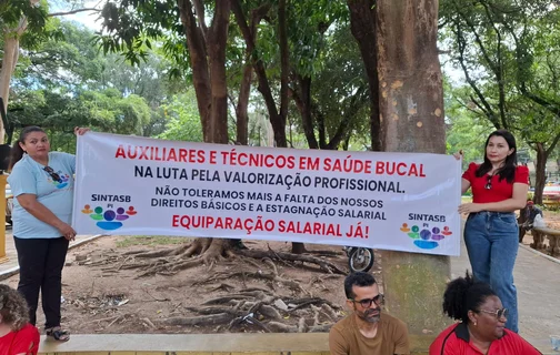 Cartaz com reivindicação