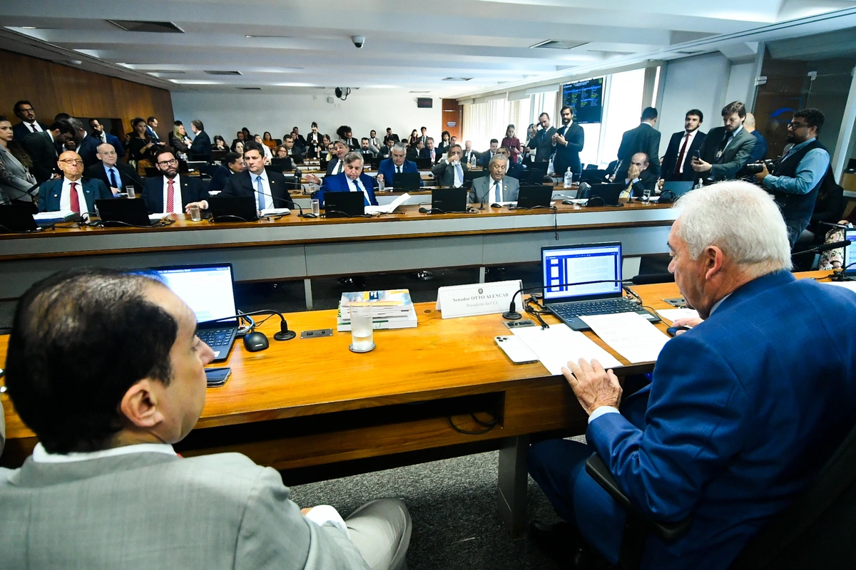 CCJ do Senado