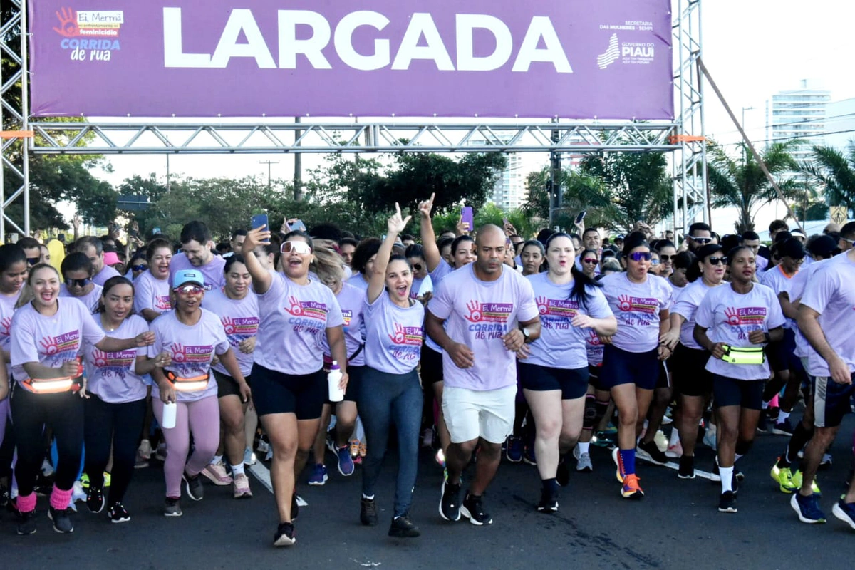 Corrida Contra o Feminicídio reúne mais de 5 mil pessoas em Teresina