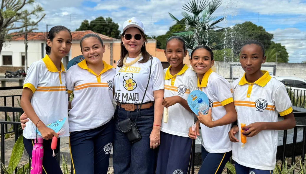 Crianças também participaram da caminhada