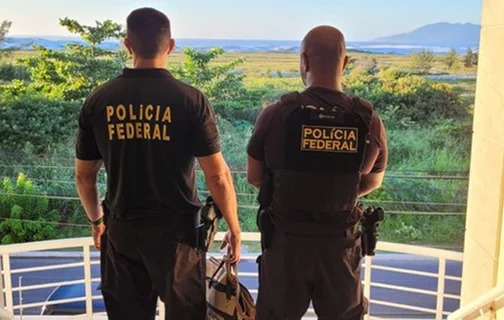 Cumprimento da mandados pela PF na região dos Lagos, no Rio de Janeiro